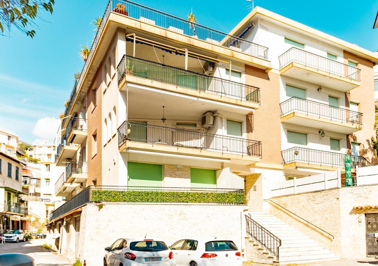 Apartamento 200 Metri Dal Mare Relax Con Ampio Terrazzo Alassio Exterior foto